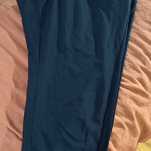 Livi Active Black Straight Leg Pants